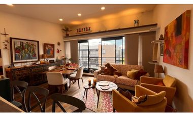 Apartamento esquinero. Excelente remodelado 4 alcobas. Cajicá
