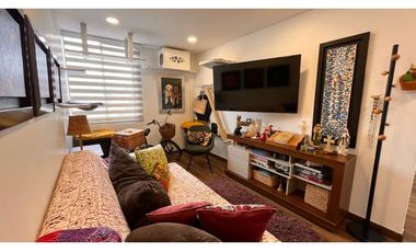Apartamento esquinero. Excelente remodelado 4 alcobas. Cajicá