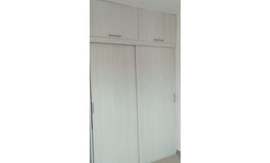 VENDO APARTAMENTO UBICADO EN EDIFICIO CORAL CASTELLANA MONTERA