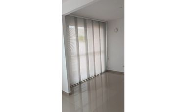 VENDO APARTAMENTO UBICADO EN EDIFICIO CORAL CASTELLANA MONTERA