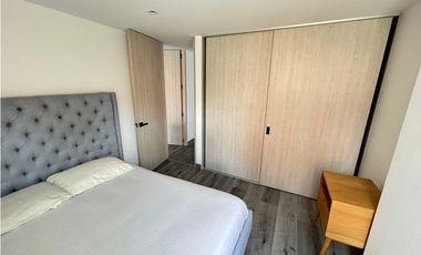 Apartamento remodelado para arriendo en Santa Bárbara