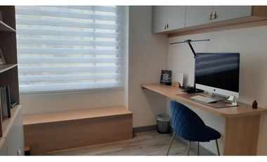 Apartamento remodelado para arriendo en Santa Bárbara