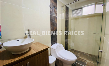 Se Vende Cómodo Apartamento en Unidad Cerrada