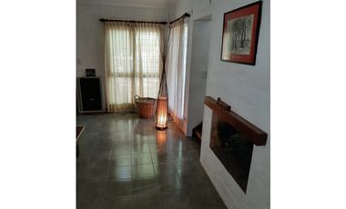 CASA EN ALQUILER ANUAL ( VALERIA DEL MAR )