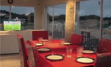 CASA EN COSTA ESMERALDA A LA VENTA - BARRIO DEPORTIVO I - LOTE 161