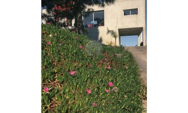 CASA EN COSTA ESMERALDA A LA VENTA - BARRIO DEPORTIVO I - LOTE 161