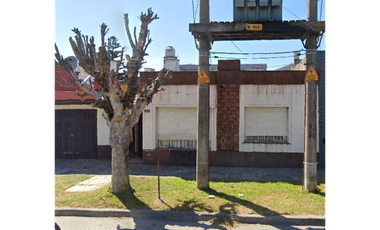 LOTE EN 1° DE MAYO 3300