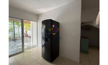 CASA EN RENTA, SEMI AMUEBLADA, PUERTO MORELOS, QUINTANA ROO