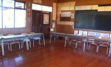 Se vende ex escuela internado , sector Esperanza comuna Fresia