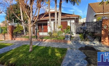 Oportunidad Venta casa 5 ambientes en Luis Guillón