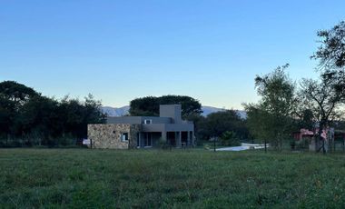 Casa quinta en alquiler  ubicada en El Ceibal