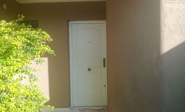 ALQUILER CASA DUPLEX EN GUAYMALLEN - SEMIPRIVADO