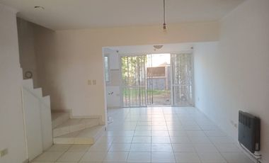 ALQUILER CASA DUPLEX EN GUAYMALLEN - SEMIPRIVADO