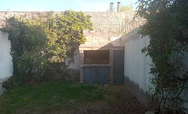 ALQUILER CASA DUPLEX EN GUAYMALLEN - SEMIPRIVADO