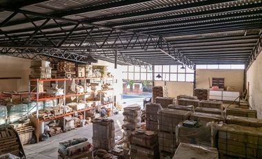 GALPÓN EN VENTA BARRIO BELLA VISTA CON OFICINAS
