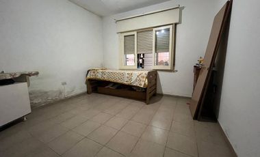 CASA VENTA 2 HABITACIONES PATIO Y GALPÓN