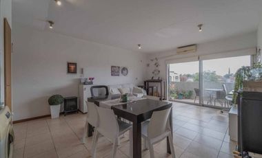 VENTA DEPTO 2 AMBIENTES CON COCHERA EN FLORIDA