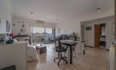 VENTA DEPTO 2 AMBIENTES CON COCHERA EN FLORIDA