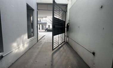 Cochera cubierta en VENTA en el centro La Plata.