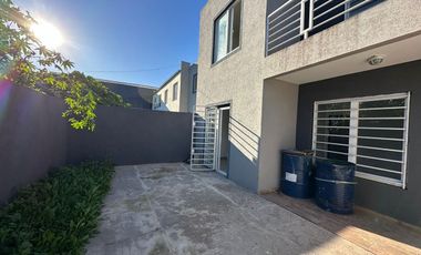 VENTA DUPLEX EN EZPELETA