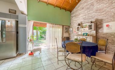 VENTA CASA CON PILETA Moreno cerca Acceso oeste