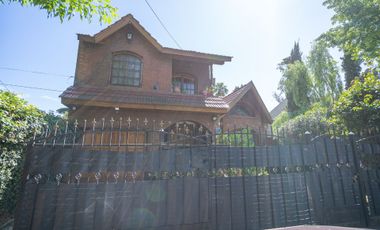 VENTA CASA CON PILETA Moreno cerca Acceso oeste