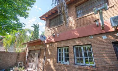 VENTA CASA CON PILETA Moreno cerca Acceso oeste