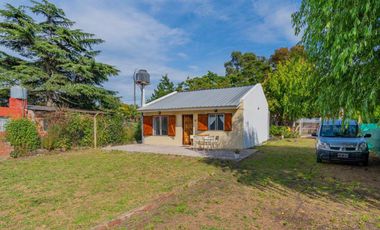 VENTA CASA 3 AMBIENTES LAS DALIAS APTA CREDITO