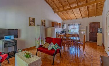 VENTA CASA 3 AMBIENTES LAS DALIAS APTA CREDITO
