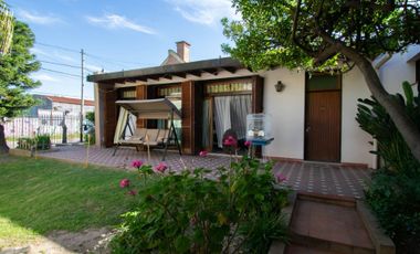 CASA 3 DORMITORIOS CON TALLER EN VENTA - TOLOSA