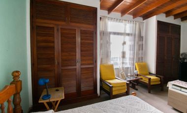CASA 3 DORMITORIOS CON TALLER EN VENTA - TOLOSA