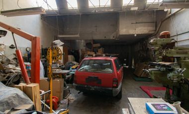 CASA 3 DORMITORIOS CON TALLER EN VENTA - TOLOSA