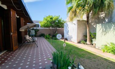 CASA 3 DORMITORIOS CON TALLER EN VENTA - TOLOSA