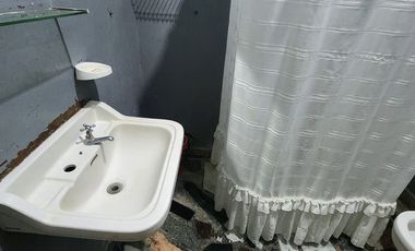 VENTA CASA  MAR DEL TUYU A METROS DEL MAR
