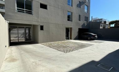 DEPARTAMENTO 2 AMBIENTES CON COCHERA A ESTRENAR