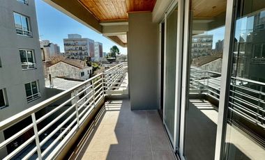 DEPARTAMENTO 2 AMBIENTES CON COCHERA A ESTRENAR