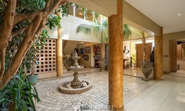 Casa en Venta en Colegio Wenlock, San Carlos de Apoquindo