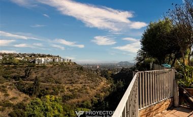 Casa en Venta en Colegio Wenlock, San Carlos de Apoquindo
