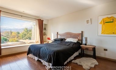 Casa en Venta en Colegio Wenlock, San Carlos de Apoquindo