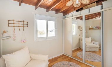 Venta depto 3 amb en Lomas con  cochera y pileta