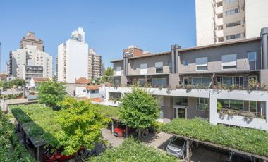 Venta depto 3 amb en Lomas con  cochera y pileta