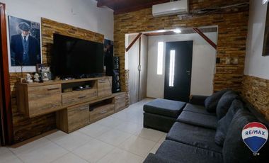 CASA DE 4 AMBIENTES EN VENTA EN LONGCHAMPS
