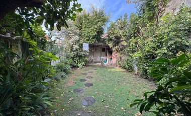 CASA 4 AMB / COCHERA / JARDIN / PARILLA