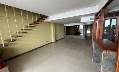 LOCAL EN VENTA FRENTE AL MAR SOBRE AV.2, NECOCHEA