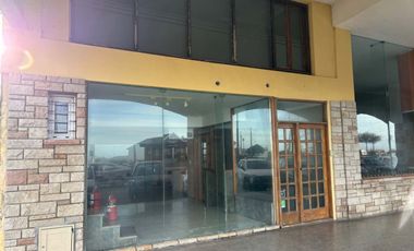 LOCAL EN VENTA FRENTE AL MAR SOBRE AV.2, NECOCHEA