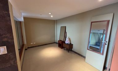 LOCAL EN VENTA FRENTE AL MAR SOBRE AV.2, NECOCHEA