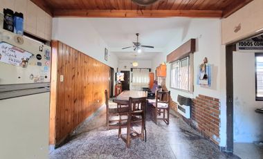 CASA 4 AMBIENTES VENTA O PERMUTA DON BOSCO QUILMES