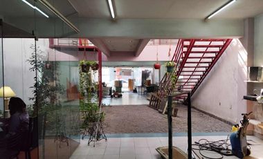 VENTA LOCAL LUJAN A METROS DE LA BASILICA