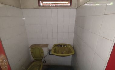 VENTA LOCAL LUJAN A METROS DE LA BASILICA