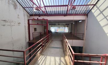 VENTA LOCAL LUJAN A METROS DE LA BASILICA